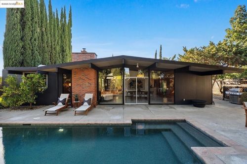 4020 Salem St, Concord, CA, 94521-1716 | Card Image