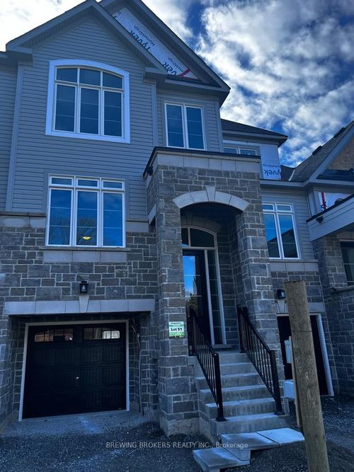 25 Lyall Stokes Cir, Mount Albert, ON, L0G1M0 | Card Image