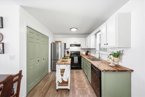 5638 Nacoochee St, Lula, GA, 30554-3124 | Card Image
