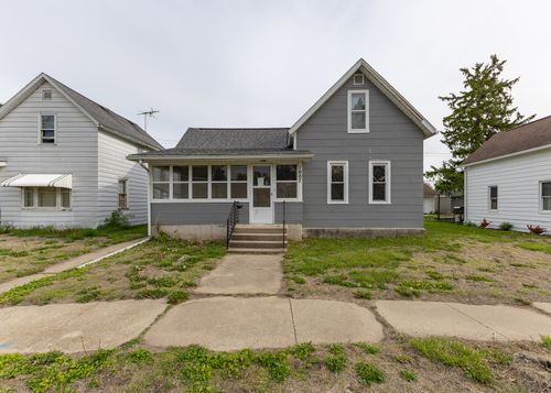 1007 16th Ave, Fulton, IL, 61252-1153 | Card Image