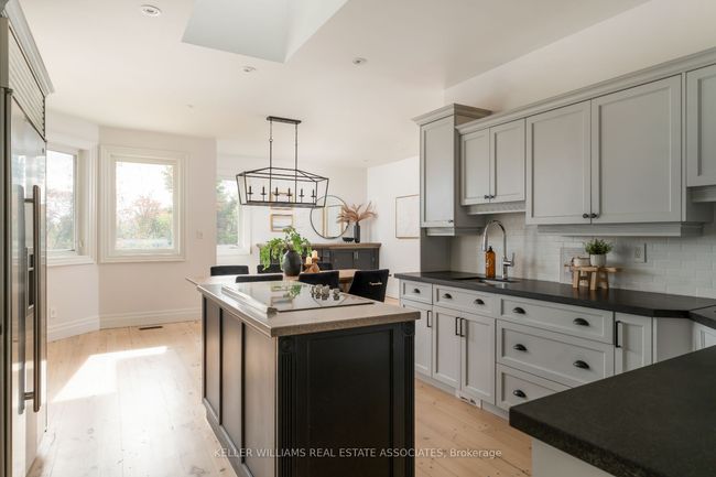 50 Lyonsview Lane, House other with 5 bedrooms, 4 bathrooms and 12 parking in Caledon ON | Image 10