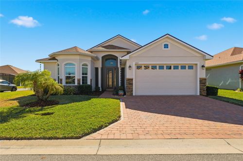 1033 Sawgrass Dr, WINTER HAVEN, FL, 33884-3647 | Card Image
