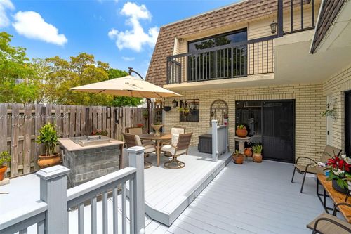 28a-8106 Sw 23rd St, North Lauderdale, FL, 33068-5005 | Card Image