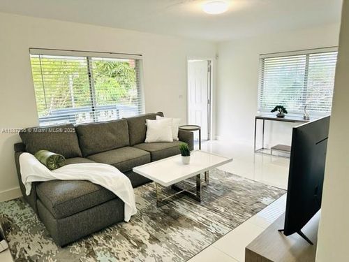 apt-4-1030 Ne 80th St, Miami, FL, 33138-4249 | Card Image