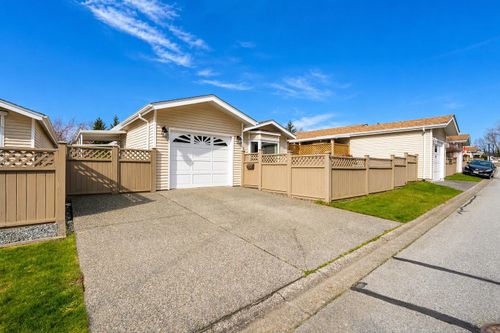 64-1400 164 St, Surrey, BC, V4A8V8 | Card Image