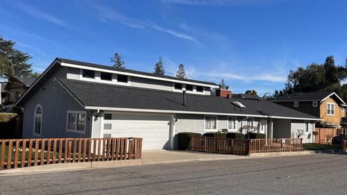 560 University Ave, Los Gatos, CA, 95032-4425 | Card Image