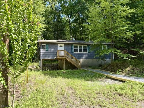 56 Appleseed Rd, Sussex, NJ, 07461-4742 | Card Image