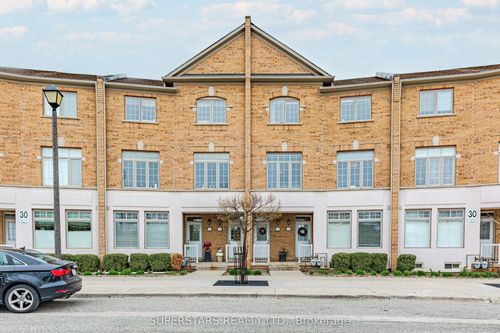 22-30 Greensborough Village Cir, Markham, ON, L6E1Z1 | Card Image
