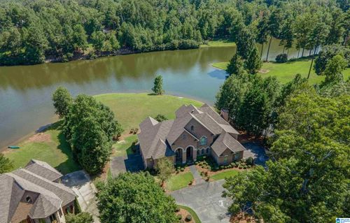 1724 Lake Hardwood Drive, HOOVER, AL, 35242 | Card Image