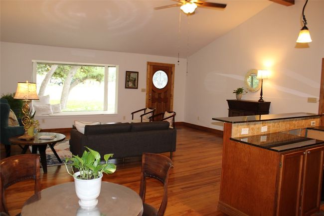 704 Marquis Ln, House other with 3 bedrooms, 2 bathrooms and 6 parking in Cedar Park TX | Image 5