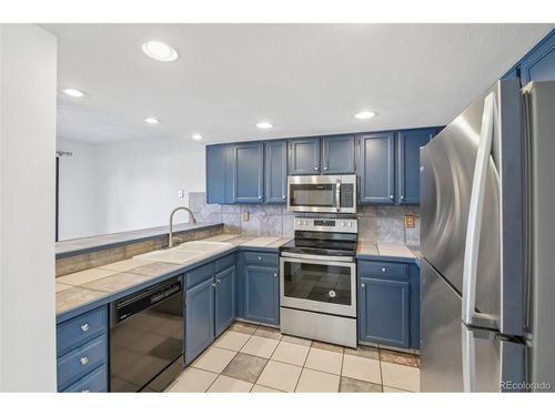96 S Holman Way, Golden, CO, 80401-5125 | Card Image