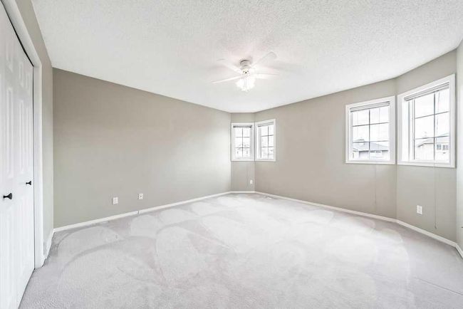 20 Mt Cascade Close Se, Home with 5 bedrooms, 3 bathrooms and 4 parking in Calgary AB | Image 37
