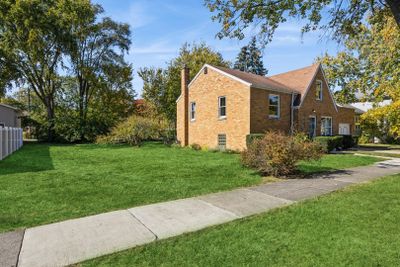 3734 Cleveland Avenue, House other with 3 bedrooms, 2 bathrooms and 1 parking in Brookfield IL | Image 2