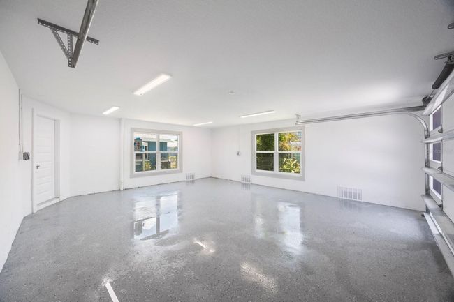 Dual Garage 1 (20x23) | Image 61