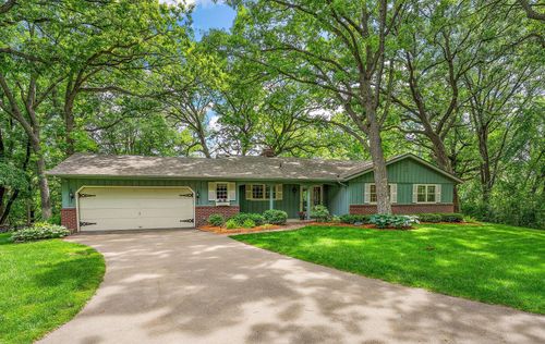 13040 132nd St W, Apple Valley, MN, 55124-5210 | Card Image