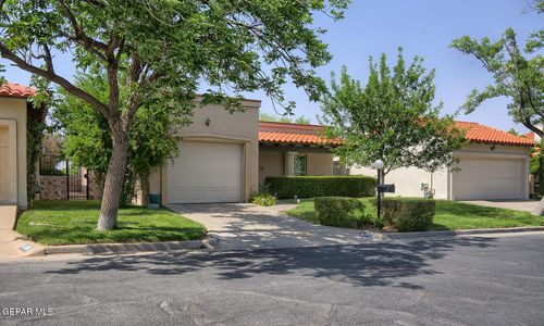 6167 Los Felinos Cir, El Paso, TX, 79912-1921 | Card Image