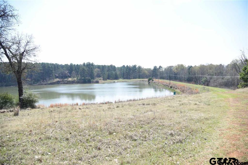 Land in Montalba