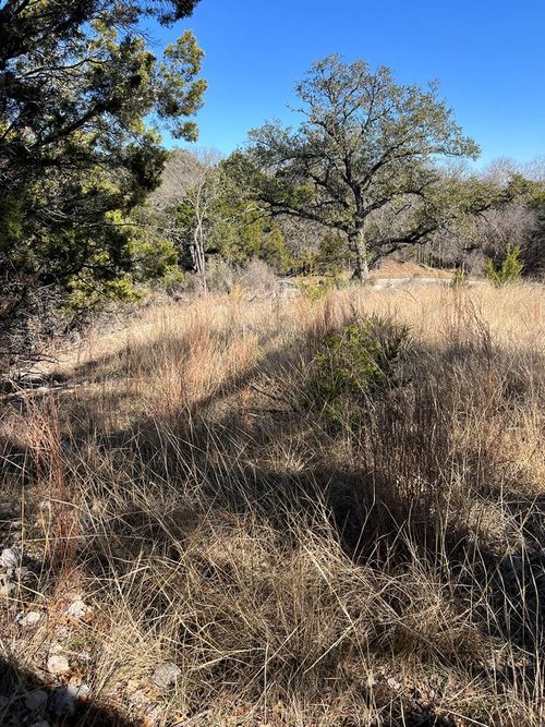 43-43 Woodacre Dr, Wimberley, TX, 78676-2320 | Card Image