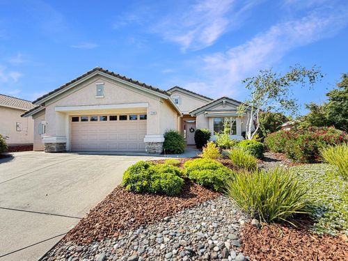 1240 Secret Lake Loop, Lincoln, CA, 95648-8409 | Card Image