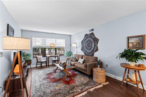 apt-101-925 Washington St, Kansas City, MO, 64105-2257 | Card Image