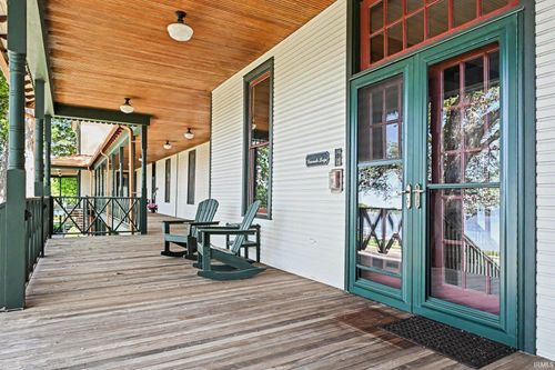204-1 Park Avenue, Winona Lake, IN, 46590 | Card Image