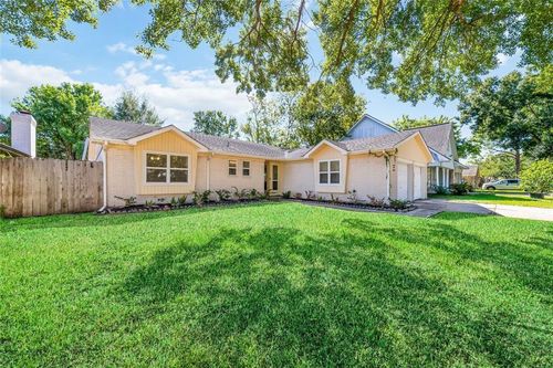 11915 Sea Shore Dr, Houston, TX, 77072-3316 | Card Image