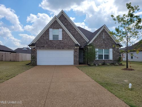 2263 Dela Dr, Southaven, MS, 38672-1119 | Card Image