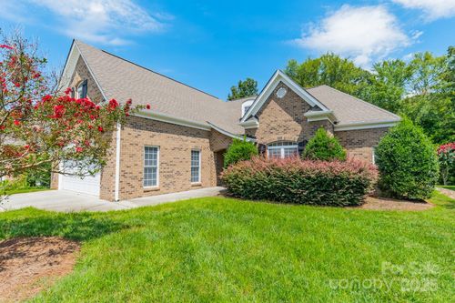 682 Cherry Hills Pl, Rock Hill, SC, 29730-8220 | Card Image