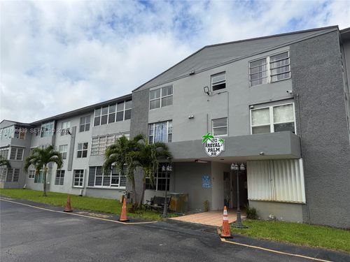 301-120 Royal Palm Rd, Hialeah Gardens, FL, 33016-4613 | Card Image