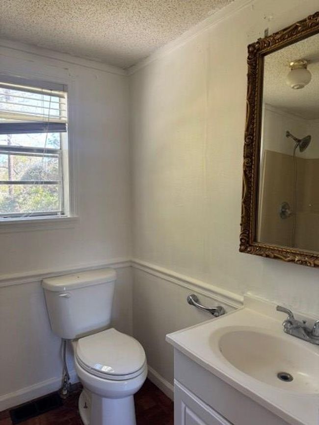 59 Ann St, House other with 2 bedrooms, 1 bathrooms and 2 parking in Homerville GA | Image 10