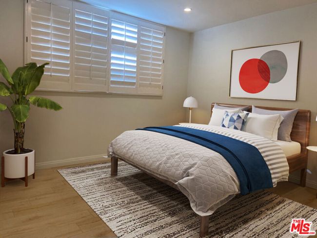 301 - 344 N Palm Dr, Condo with 2 bedrooms, 3 bathrooms and 2 parking in Beverly Hills CA | Image 10