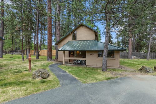 27-57488 Ranch Cabins Ln, Sunriver, OR, 97707-1557 | Card Image