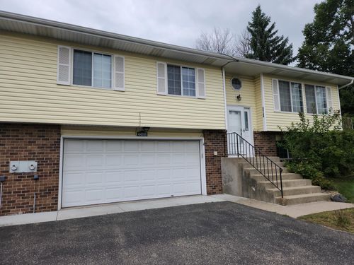 b-4418 Clover Ln, Eagan, MN, 55122-2440 | Card Image