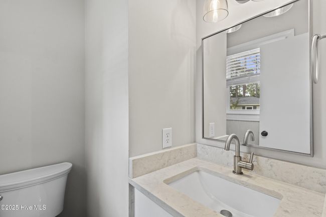 405 E Westbrook St, House other with 4 bedrooms, 3 bathrooms and 1 parking in Wallace NC | Image 21