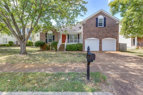 2214 Falcon Creek Dr, Franklin, TN, 37067-4098 | Card Image