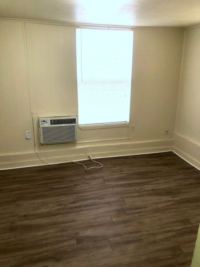 1219 Scripture St, Home with 4 bedrooms, 4 bathrooms and 4 parking in Denton TX | Image 9