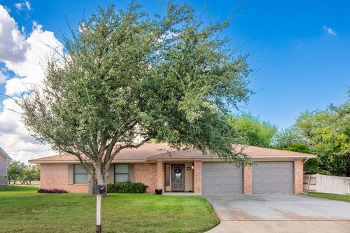 810 S Clear St, San Saba, TX, 76877-6719 | Card Image