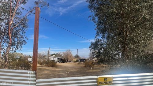 1952 Blackbird St, Inyokern, CA, 93527-2800 | Card Image