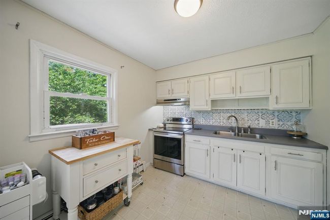 630 Bensel Dr, House other with 3 bedrooms, 3 bathrooms and null parking in Landing NJ | Image 5