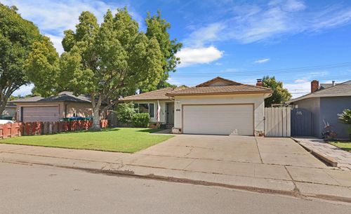 1813 Jackson St, Lodi, CA, 95242-3112 | Card Image