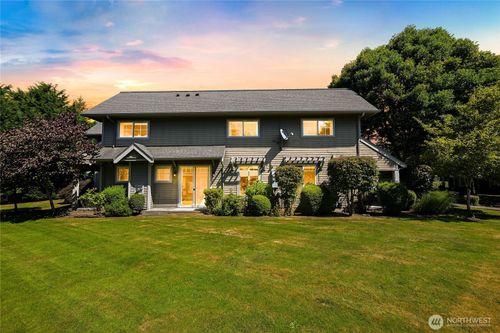 4621 Quinn Ct, Bellingham, WA, 98226-7381 | Card Image