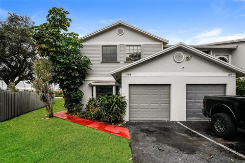 164-164 Nw 106th Ter, Pembroke Pines, FL, 33026-3929 | Card Image