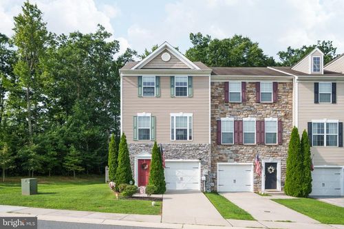 35 Magnolia Dr, ELKTON, MD, 21921-6835 | Card Image