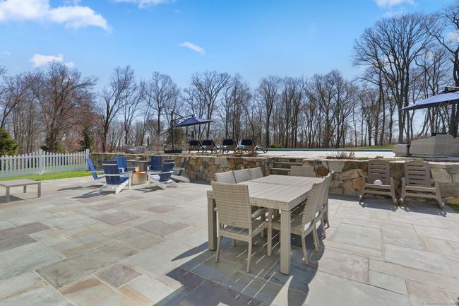 2 Meadows Edge, House other with 4 bedrooms, 5 bathrooms and null parking in Redding CT | Image 37