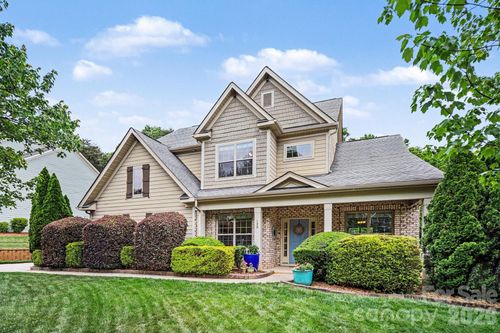 125 Lakeshore Hills Dr, Mooresville, NC, 28117-5832 | Card Image