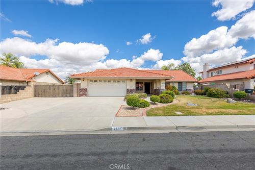 4438 Wanda, Hemet, CA, 92544 | Card Image
