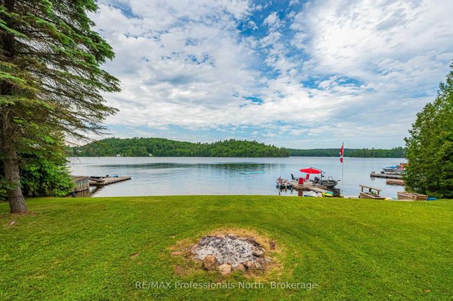 1075 Comak Cres, House other with 4 bedrooms, 4 bathrooms and 6 parking in Algonquin Highlands ON | Image 40
