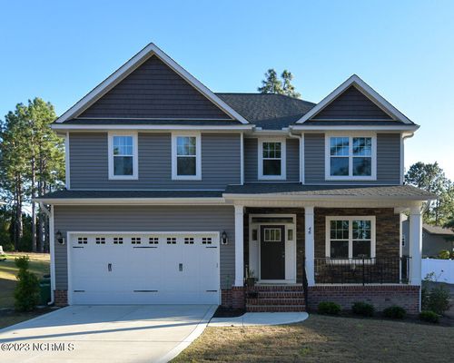 46 Hampshire Ln, Pinehurst, NC, 28374-6812 | Card Image