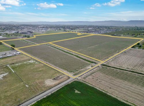 prime-development-opportu-TBD Puterbaugh Rd/Forsell Rd, Grandview, WA, 98930 | Card Image