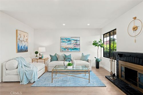 206-1700 W Cerritos Ave, Anaheim, CA, 92804-6180 | Card Image